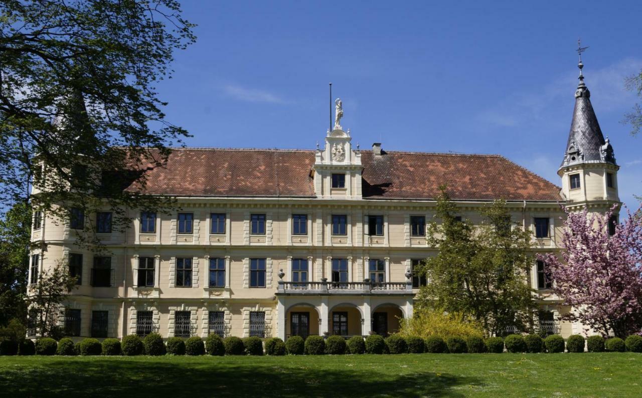 Schloss Puchberg Wels Exteriér fotografie